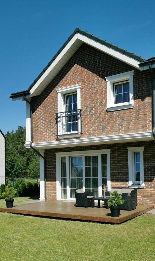 Melnrage Beach Cozy Apartments & Terrace - Pine View Sea Entry Klaipėda Exteriör bild